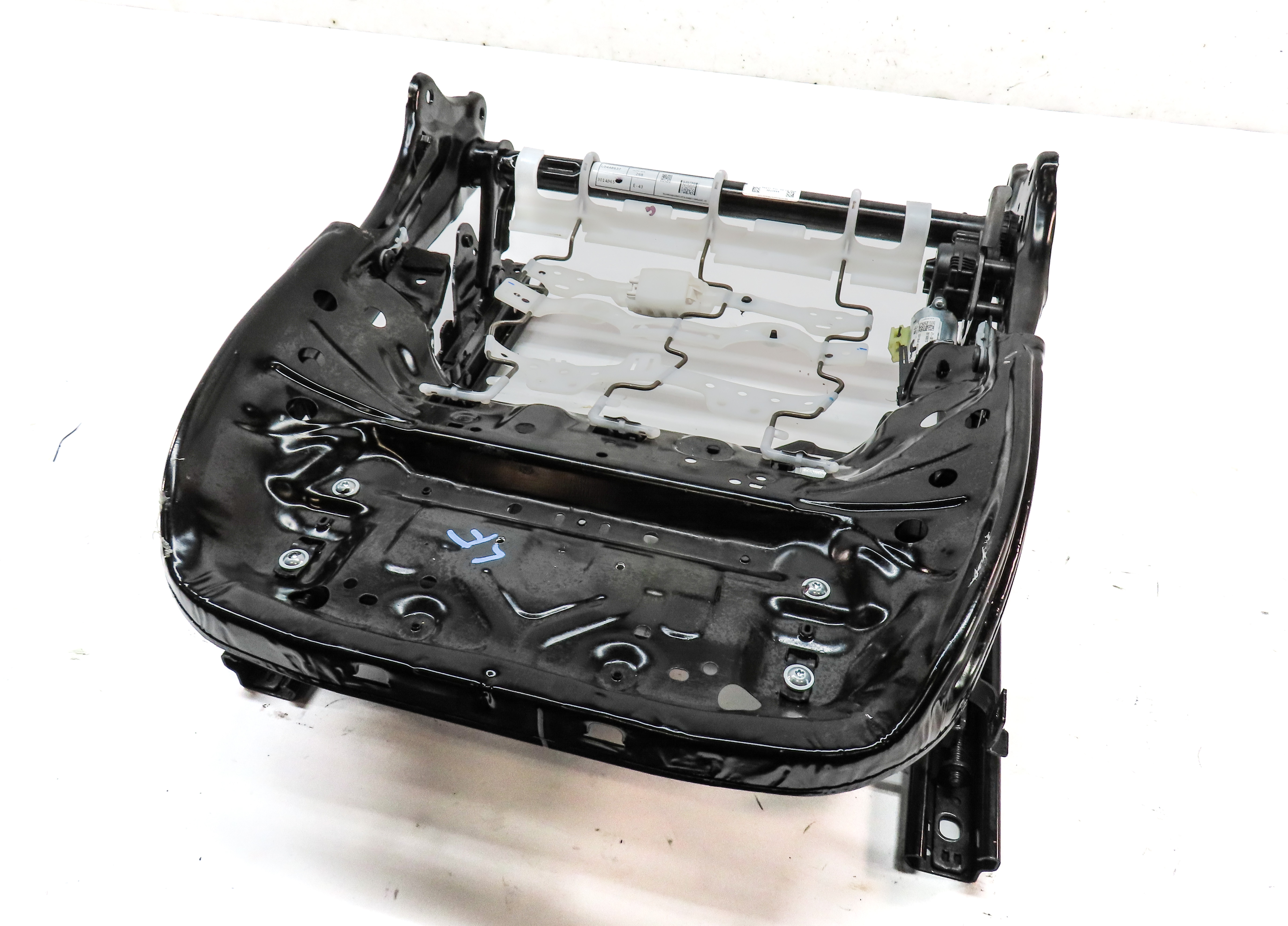 2018-2023 BMW X3 X4 (G01 G02) FRONT DRIVER SEAT TRACK w/ ADJUST MOTORS — exact item pictured